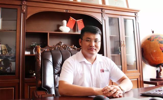 乾港集團(tuán)董事長(zhǎng)安俊峰 乾港集團(tuán)董事長(zhǎng)安俊峰